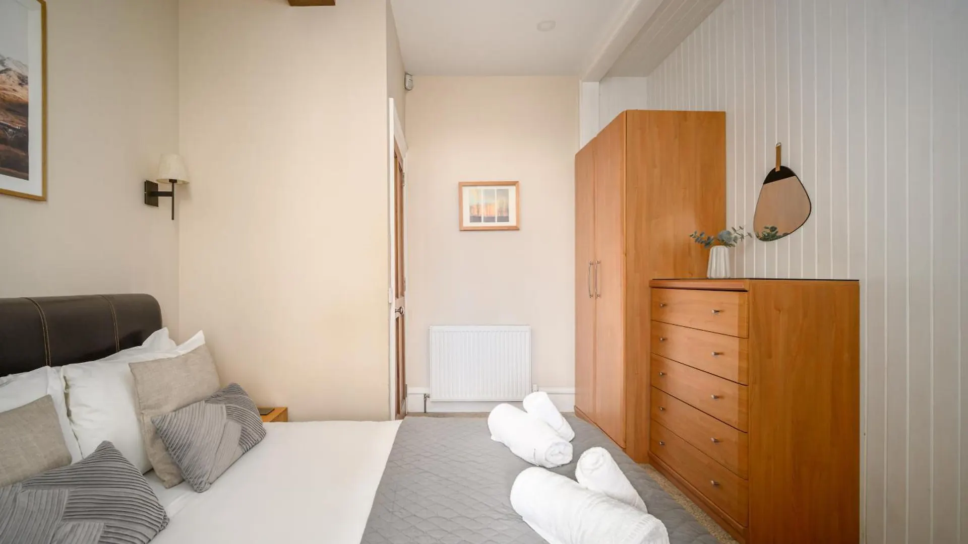 Apartment Stylish & Central 2Br Stockbridge Gem Edinburgh